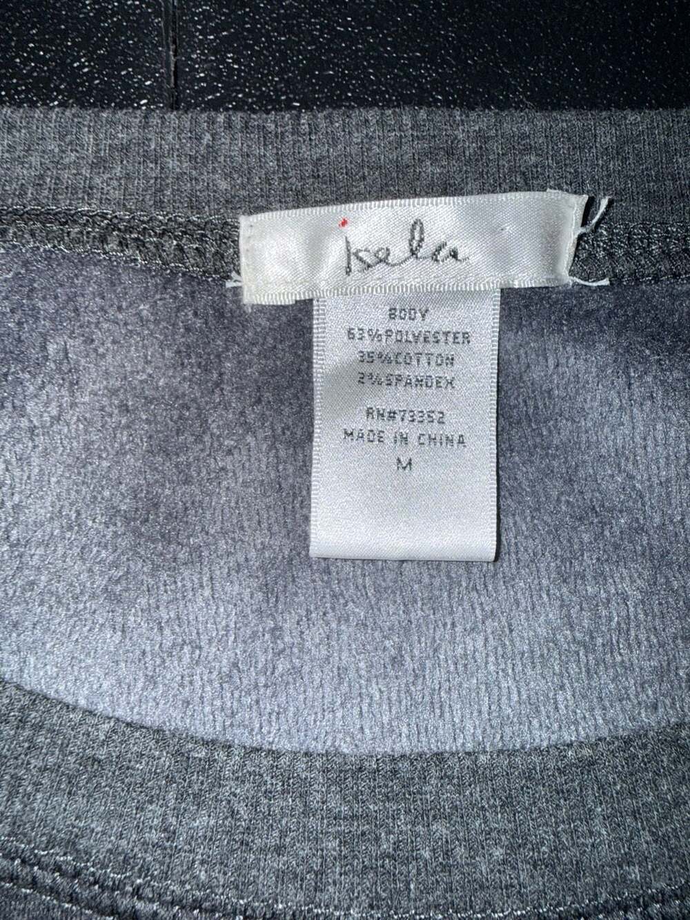 Isela Gray Heather Long Sleeve Crew Neck Sweatshirt with Crossover Hem Size M - Picture 2 of 5